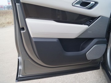 Land Rover Range Rover Velar HSE D300 R-Dynamic First Edition &ndash; I ładny, i mądry&hellip;