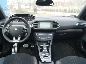 Peugeot 308 GT 2,0 BlueHDI 180 KM 8 EDC - Prawie&hellip;