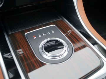 Jaguar XF Sportbrake 25 T &ndash; Kotek z plecakiem