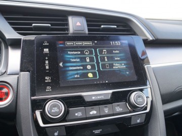 Honda Civic 4d 1,5 VTEC Turbo 180KM &ndash; sedan nieoczywisty