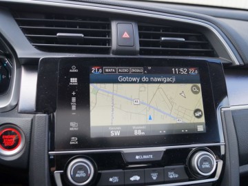 Honda Civic 4d 1,5 VTEC Turbo 180KM &ndash; sedan nieoczywisty