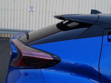 Toyota C-HR 1,8 Hybrid E-CVT 122 KM - Ekstrawagancka