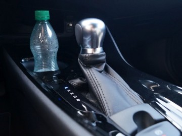 Toyota C-HR 1,8 Hybrid E-CVT 122 KM - Ekstrawagancka
