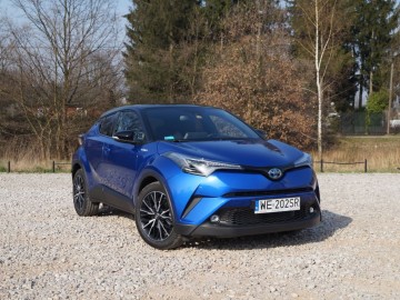 Toyota C-HR 1,8 Hybrid E-CVT 122 KM - Ekstrawagancka