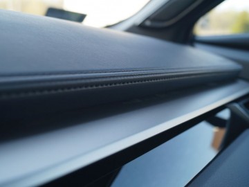 Toyota C-HR 1,8 Hybrid E-CVT 122 KM - Ekstrawagancka
