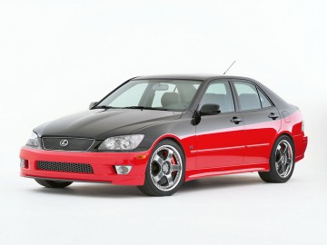 Lexus IS 430 - prekursor serii F
