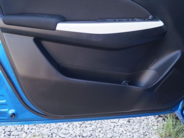 Suzuki Swift 1.0 BoosterJet SHVC 111 KM &ndash; Lepsza strona hybrydy