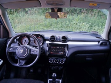Suzuki Swift 1.0 BoosterJet SHVC 111 KM &ndash; Lepsza strona hybrydy