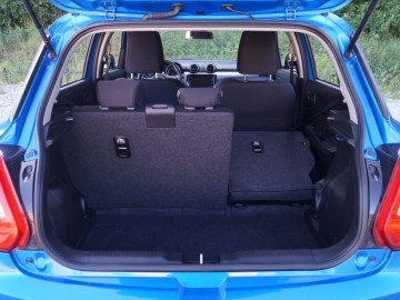 Suzuki Swift 1.0 BoosterJet SHVC 111 KM &ndash; Lepsza strona hybrydy