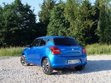 Suzuki Swift 1.0 BoosterJet SHVC 111 KM &ndash; Lepsza strona hybrydy