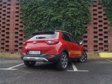 Kia Stonic 1,4 100 KM  XL 6 MT &ndash; Nie zaskoczy. Nie rozczaruje