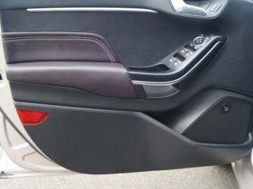 Ford Fiesta Vignale 1.0 EcoBoost 100 KM - Z domieszką luksusu