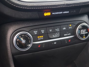 Ford Fiesta Vignale 1.0 EcoBoost 100 KM - Z domieszką luksusu