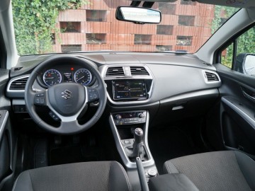 Suzuki SX4 S-Cross 1,4 140 KM 4WD - Lekko kontrowersyjny