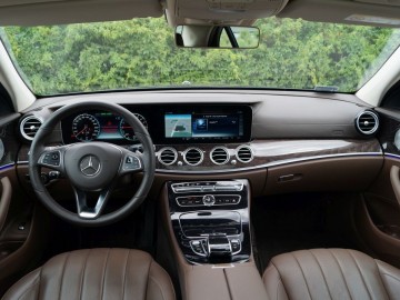 Mercedes Benz E350e Plug-In Hybrid &ndash; Hybrydowe rozwiązanie