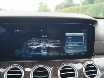 Mercedes Benz E350e Plug-In Hybrid &ndash; Hybrydowe rozwiązanie