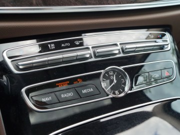 Mercedes Benz E350e Plug-In Hybrid &ndash; Hybrydowe rozwiązanie