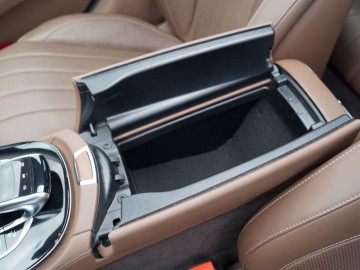 Mercedes Benz E350e Plug-In Hybrid &ndash; Hybrydowe rozwiązanie