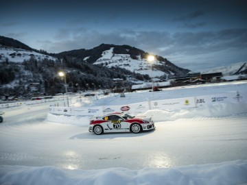 Nowe Porsche 911 w Alpach