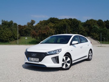 Hyundai IONIQ Hybrid Plug-in 1,6 GDI 6DCT &ndash; Hybrydowa przyszłość