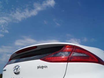 Hyundai IONIQ Hybrid Plug-in 1,6 GDI 6DCT &ndash; Hybrydowa przyszłość