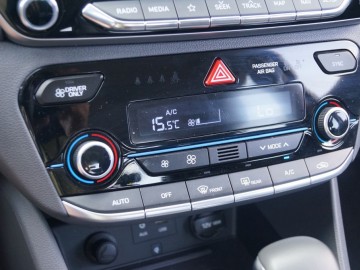 Hyundai IONIQ Hybrid Plug-in 1,6 GDI 6DCT &ndash; Hybrydowa przyszłość