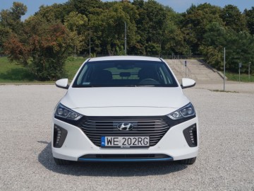 Hyundai IONIQ Hybrid Plug-in 1,6 GDI 6DCT &ndash; Hybrydowa przyszłość