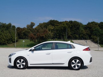 Hyundai IONIQ Hybrid Plug-in 1,6 GDI 6DCT &ndash; Hybrydowa przyszłość