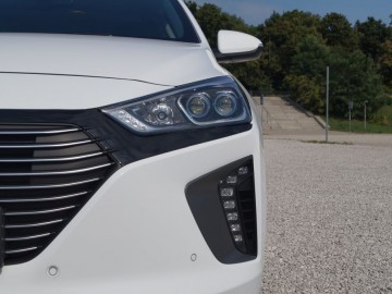 Hyundai IONIQ Hybrid Plug-in 1,6 GDI 6DCT &ndash; Hybrydowa przyszłość