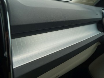 Volvo XC40 Momentum T3 FWD - Szwedzka oryginalność