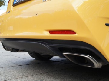 Lexus RC 300h F-Sport - Sportowy, ale nieco inaczej