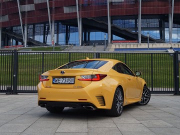 Lexus RC 300h F-Sport - Sportowy, ale nieco inaczej
