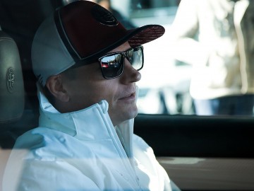 Kimi R&auml;ikk&ouml;nen i Antonio Giovinazzi na torze w Balocco