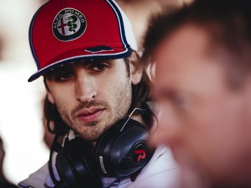 Kimi R&auml;ikk&ouml;nen i Antonio Giovinazzi na torze w Balocco