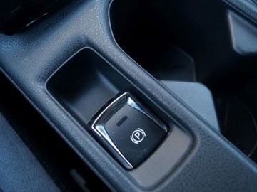 Nissan Leaf II Tekna &ndash; Na bateryjce