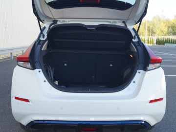 Nissan Leaf II Tekna &ndash; Na bateryjce
