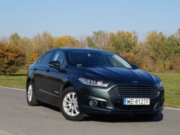 Ford Mondeo 2,0 Hybrid Titanium &ndash; Inny pomysł na rodzinną limuzynę