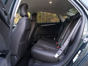 Ford Mondeo 2,0 Hybrid Titanium &ndash; Inny pomysł na rodzinną limuzynę