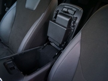 Ford Mondeo 2,0 Hybrid Titanium &ndash; Inny pomysł na rodzinną limuzynę