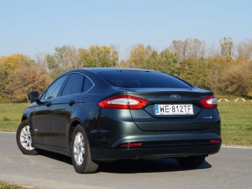 Ford Mondeo 2,0 Hybrid Titanium &ndash; Inny pomysł na rodzinną limuzynę