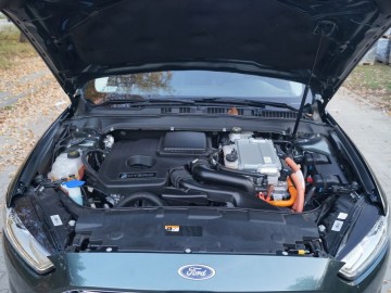 Ford Mondeo 2,0 Hybrid Titanium &ndash; Inny pomysł na rodzinną limuzynę