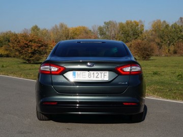 Ford Mondeo 2,0 Hybrid Titanium &ndash; Inny pomysł na rodzinną limuzynę