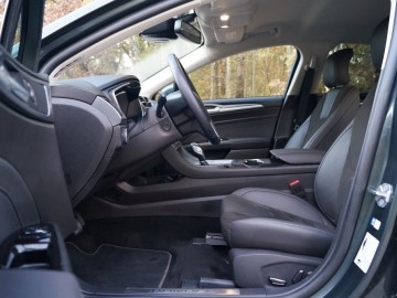 Ford Mondeo 2,0 Hybrid Titanium &ndash; Inny pomysł na rodzinną limuzynę