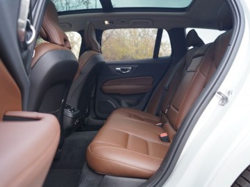 Volvo V60 D4 2,0 Inscription 190 KM &ndash; Kochajmy diesle, tak szybko odchodzą&hellip;