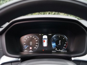 Volvo V60 D4 2,0 Inscription 190 KM &ndash; Kochajmy diesle, tak szybko odchodzą&hellip;