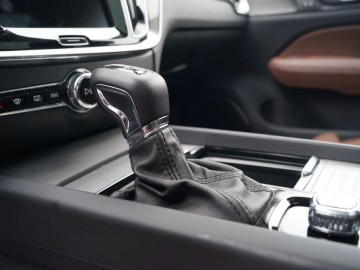 Volvo V60 D4 2,0 Inscription 190 KM &ndash; Kochajmy diesle, tak szybko odchodzą&hellip;