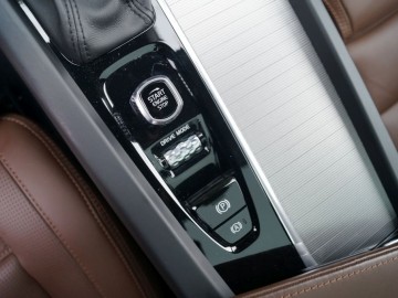 Volvo V60 D4 2,0 Inscription 190 KM &ndash; Kochajmy diesle, tak szybko odchodzą&hellip;