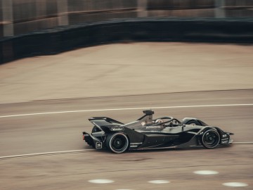 Pierwsze testy elektrycznego bolidu Porsche
