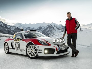 Walter R&ouml;hrl w Galerii Sław FIA