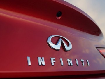 Infiniti Q60 S 3,0 T 405 KM DCT7 &ndash; Gdy design auta jest sztuką